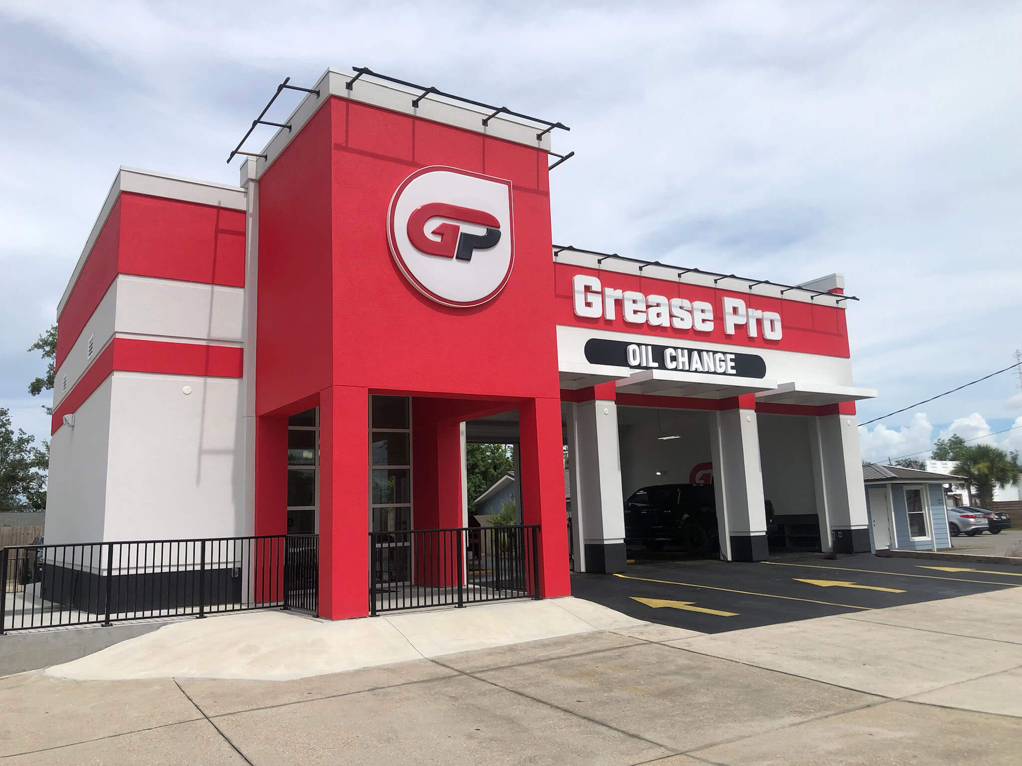 Grease Pro Oil Change building 